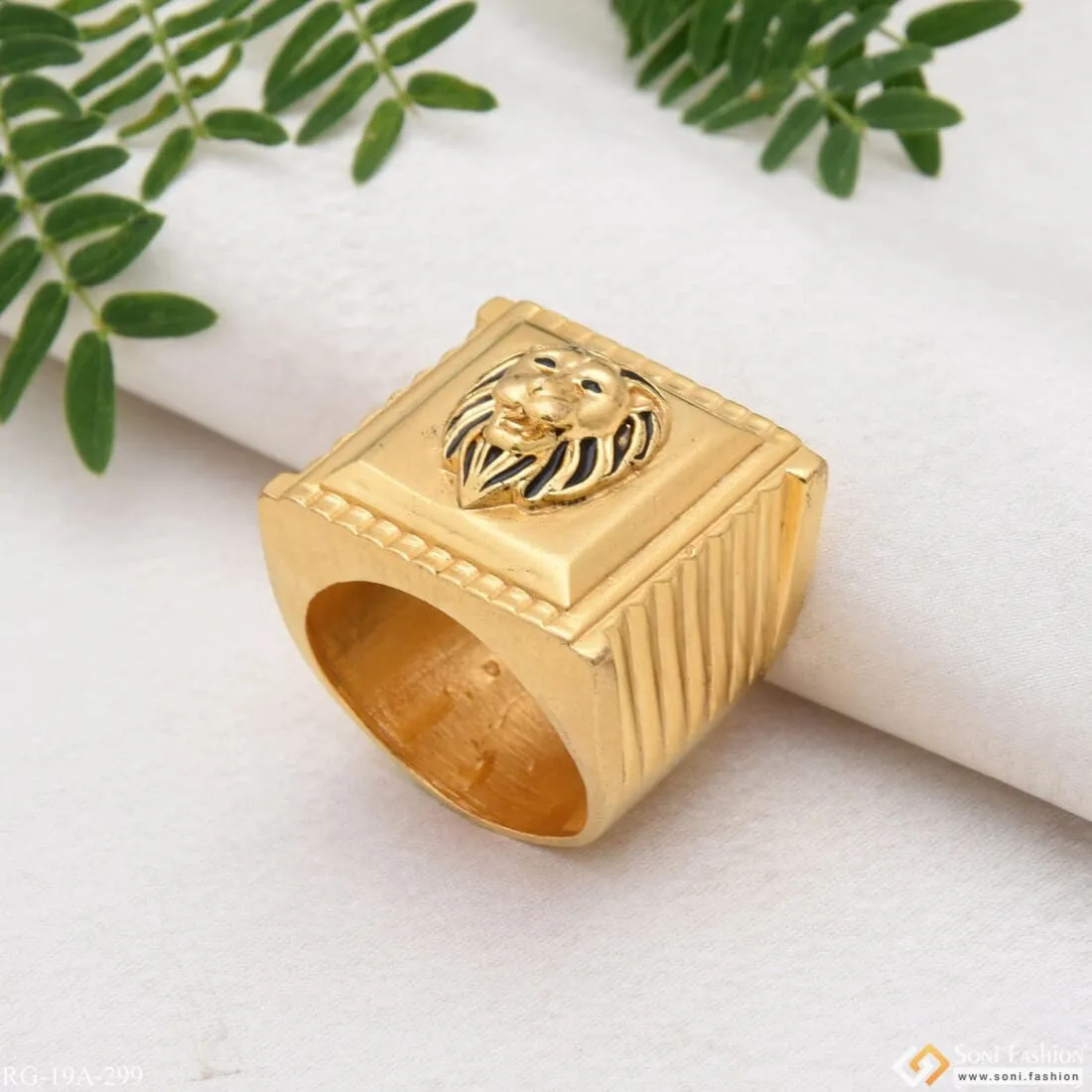 1 Gram Gold Forming Lion Face Attention-Getting Design Ring for Men - Style A299