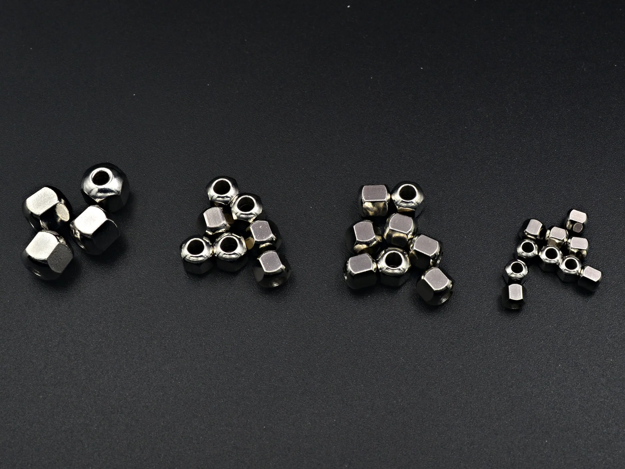 20 PCs Stainless Steel Silver Screw Roundel Plain Spacer Beads Size 4mm,6mm,8mm Jewelry Findings Supply For Jewelry Making and Wholesale