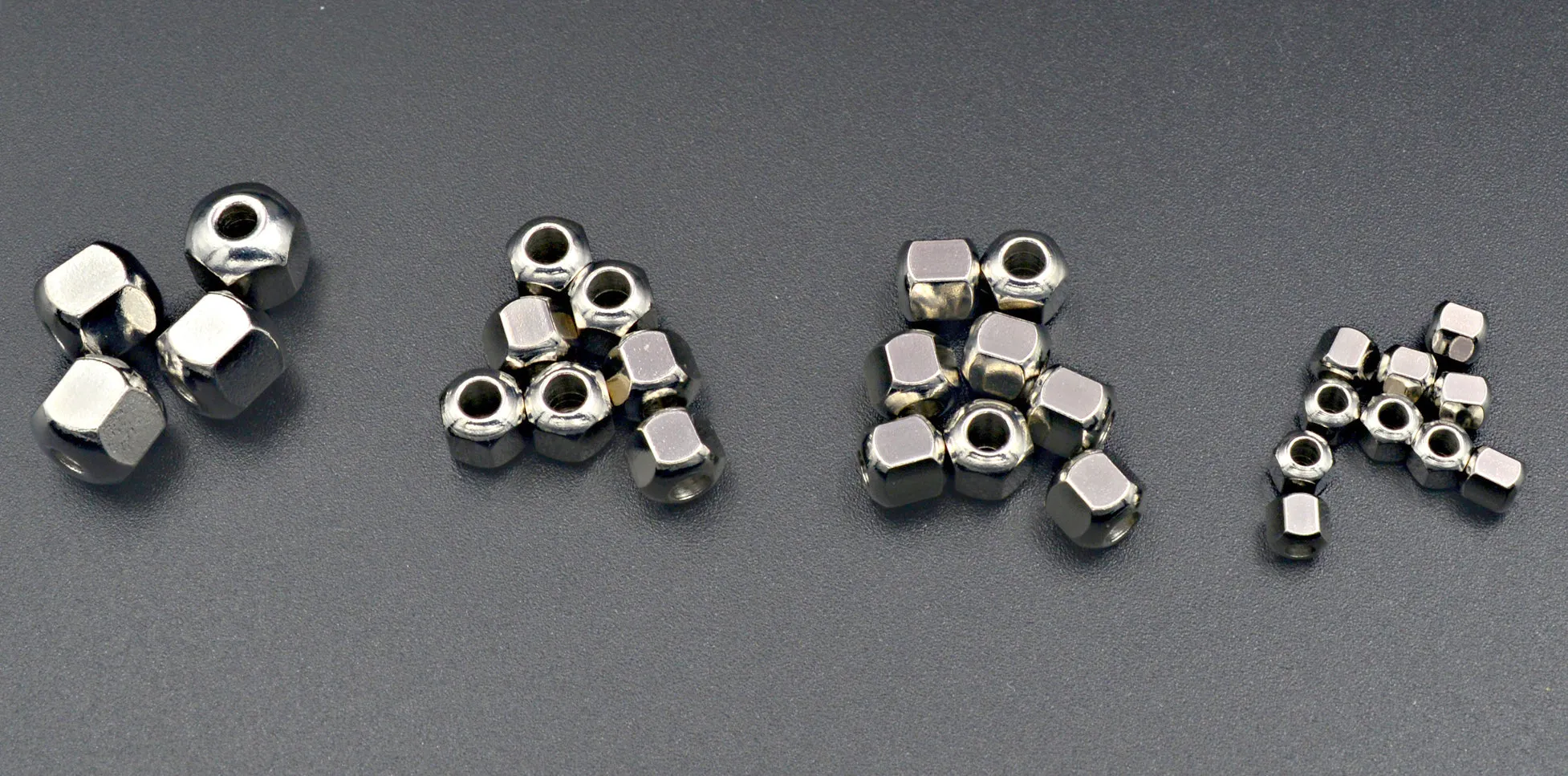 20 PCs Stainless Steel Silver Screw Roundel Plain Spacer Beads Size 4mm,6mm,8mm Jewelry Findings Supply For Jewelry Making and Wholesale