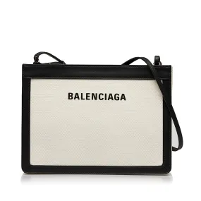 Balenciaga Navy Pochette M Crossbody (SHG-vvllwg)