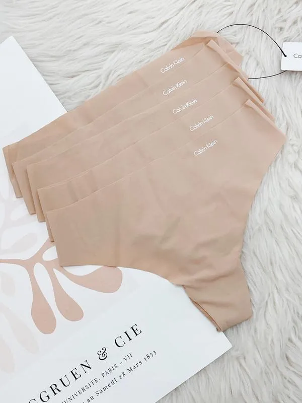 Calvin Klein Women's Invisibles 5 Pack Seamless Thong Light Caramel QD3556 274
