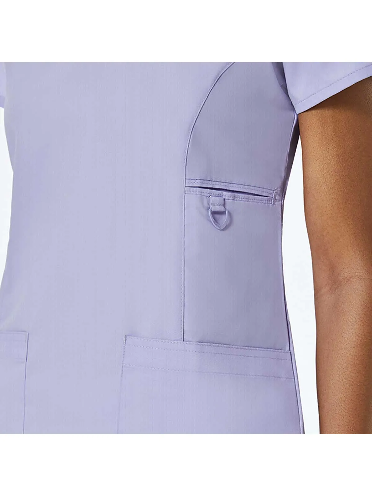 EON - Women's V-Neck Pocket Top