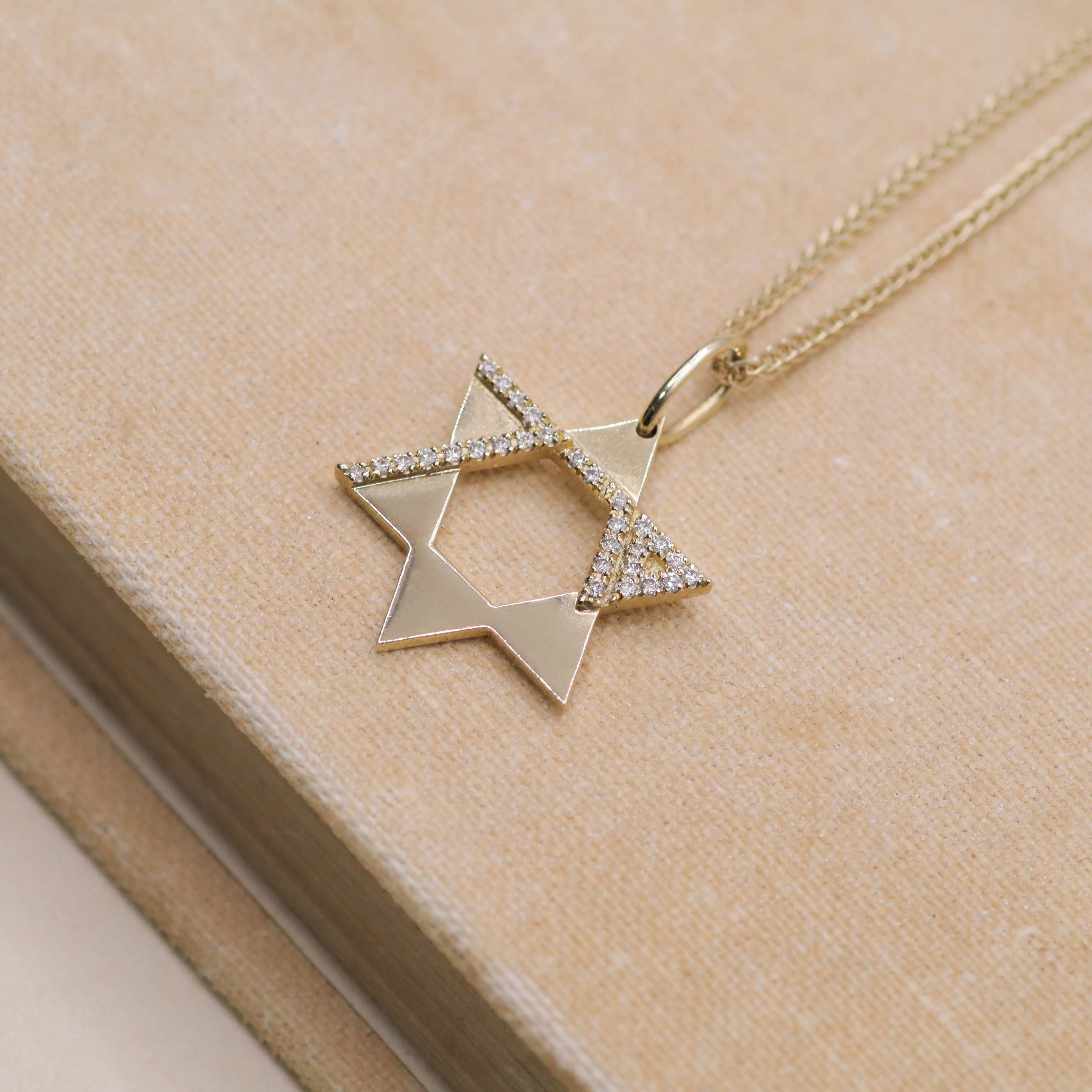 Heroism Star Of David Gold pendant With Diamonds (Hollow)