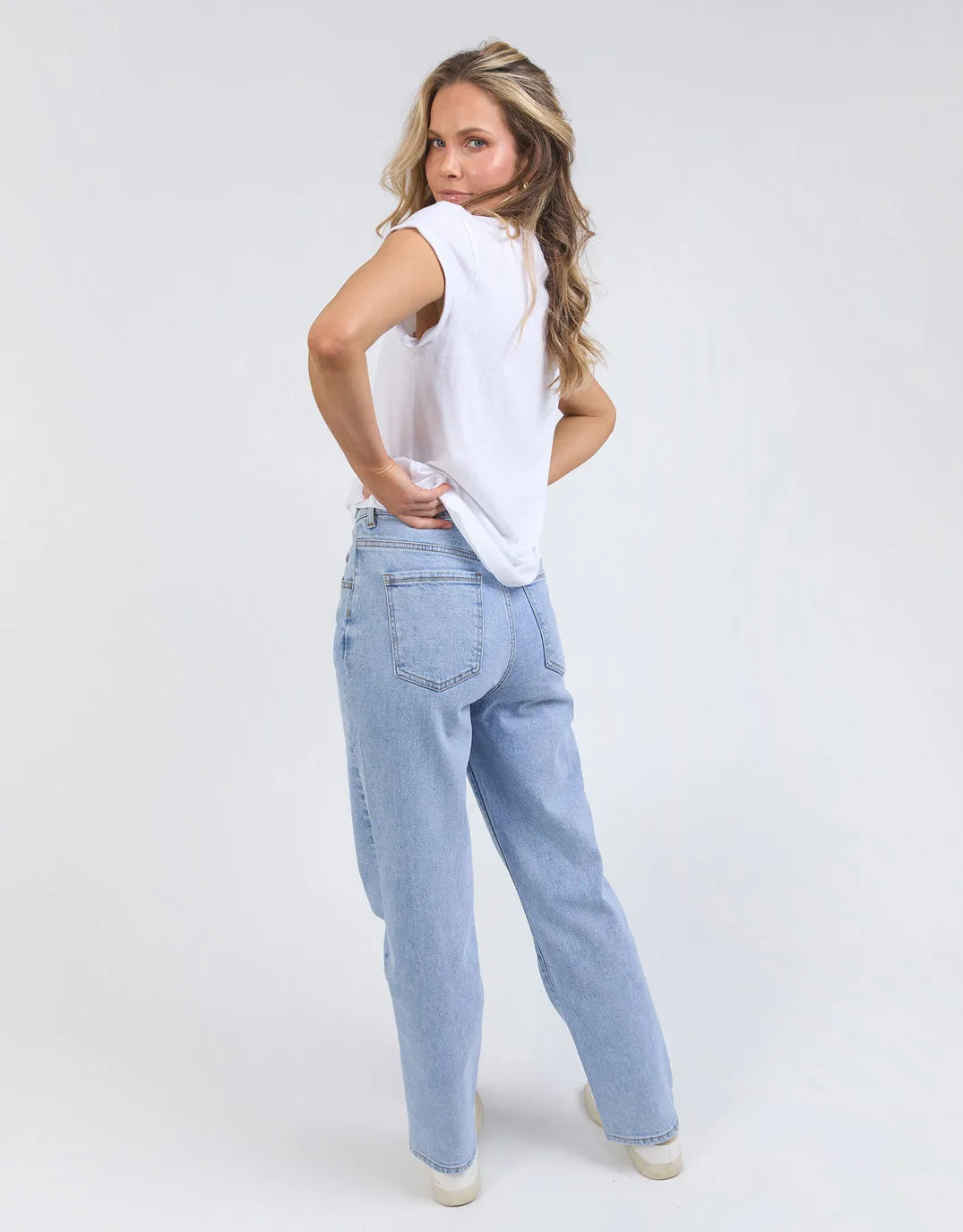 Manly Vee Tee - White
