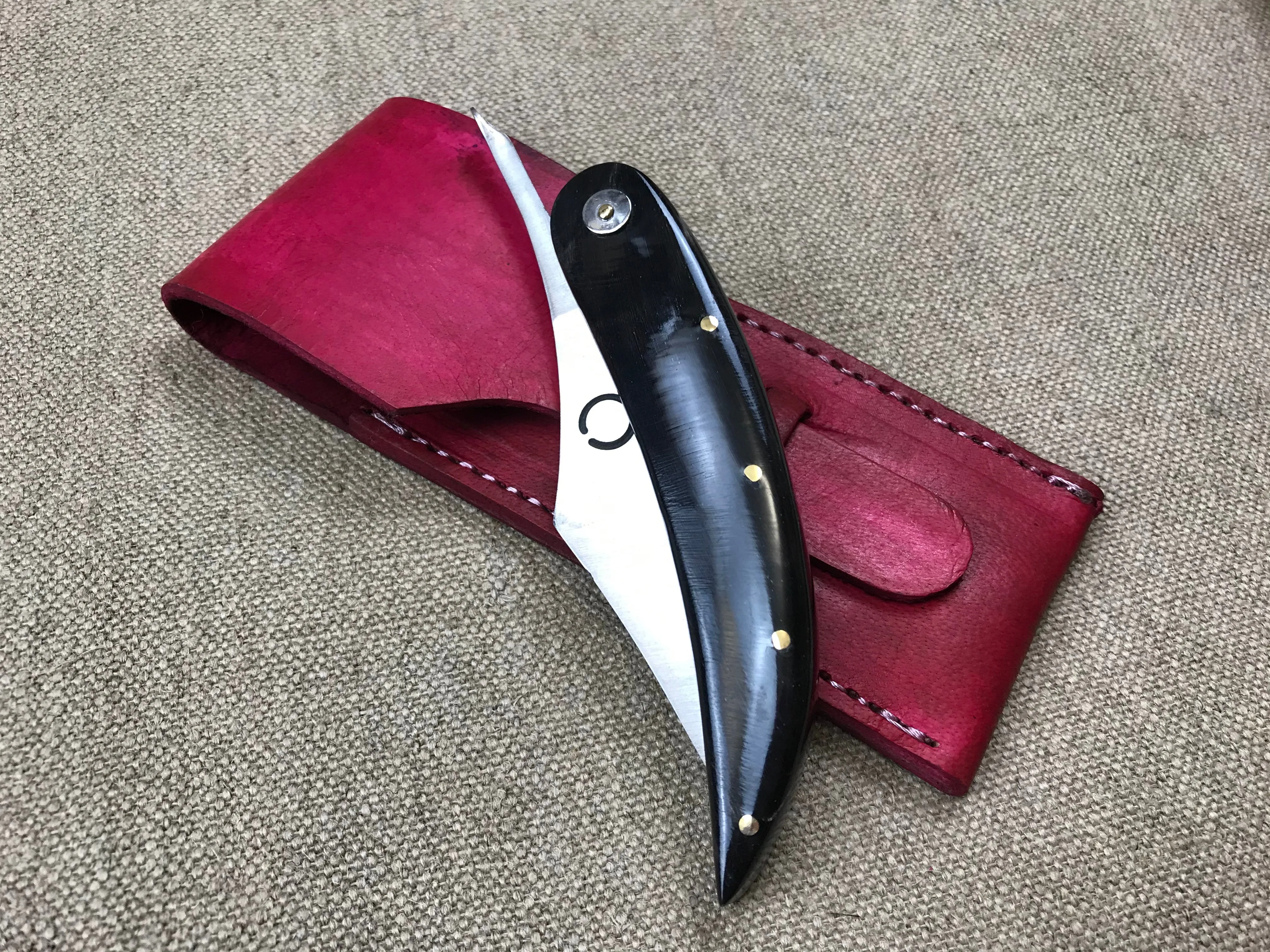 Medieval Horn folding knife TCP66