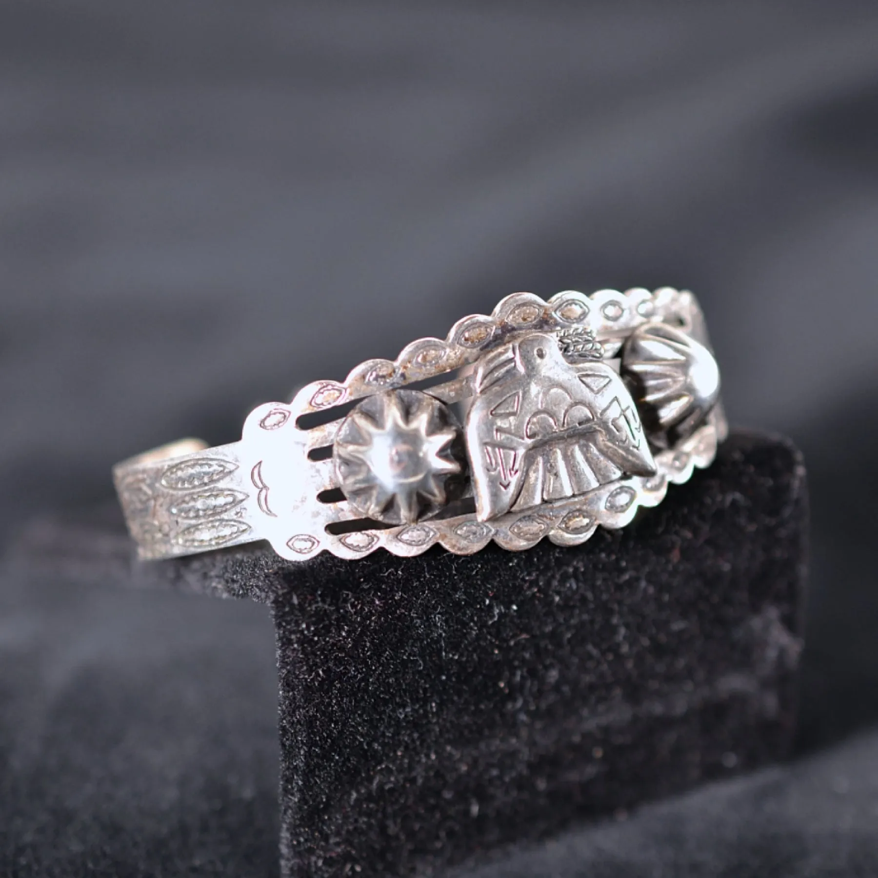 SOLD Vintage Silver Thunderbird Fred Harvey Era Cuff Bracelet 21.5 Grams