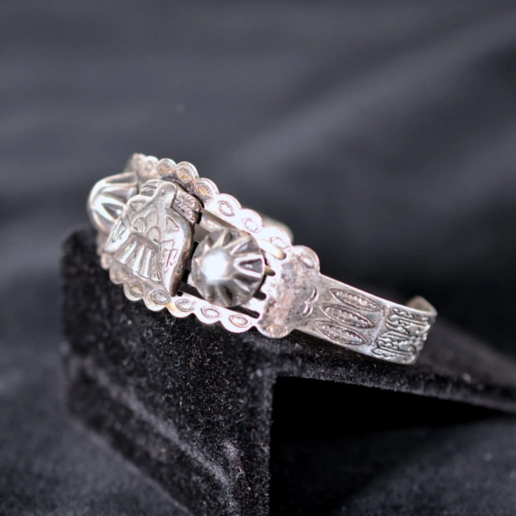SOLD Vintage Silver Thunderbird Fred Harvey Era Cuff Bracelet 21.5 Grams