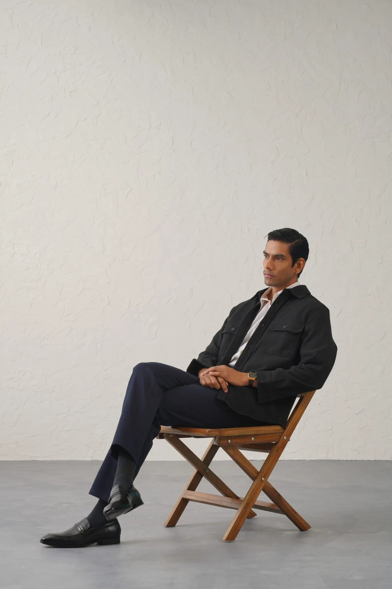 The Slim Fit Travel Chino - Navy