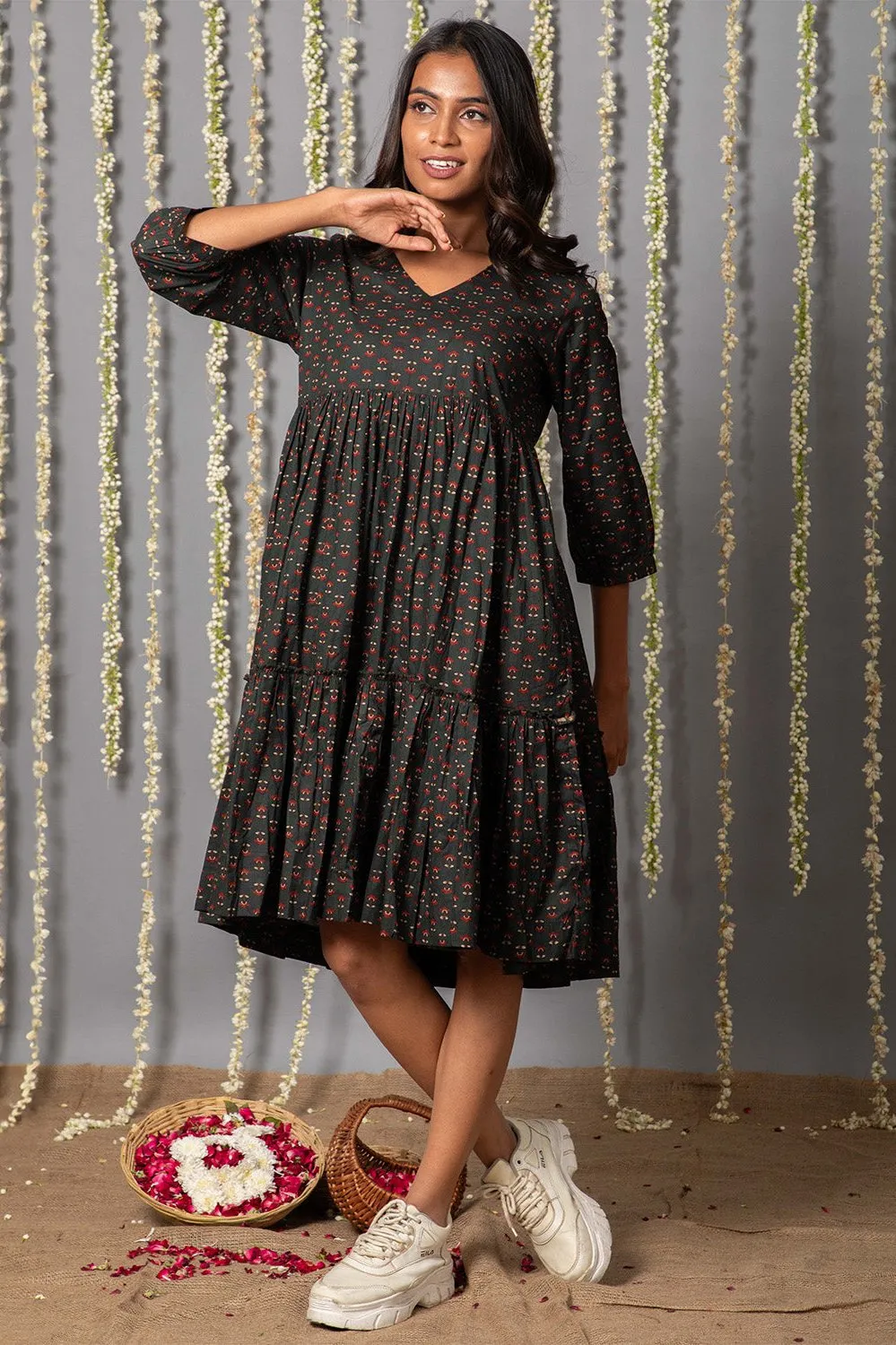 V Neck Ajrak bottle Green Print Graduated Dress