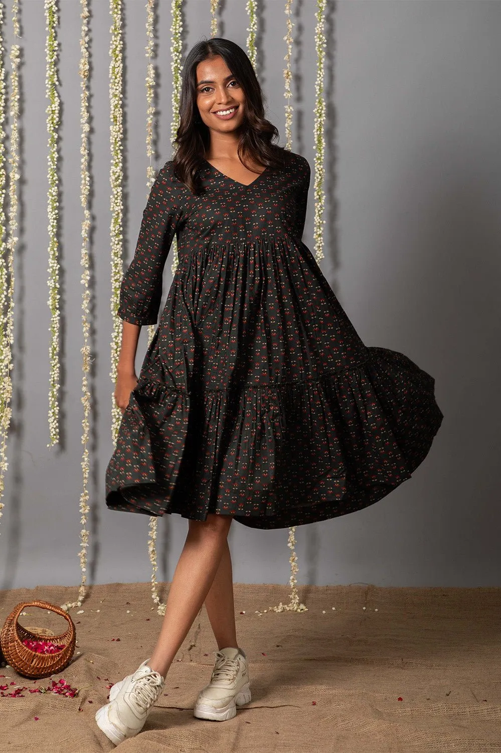 V Neck Ajrak bottle Green Print Graduated Dress