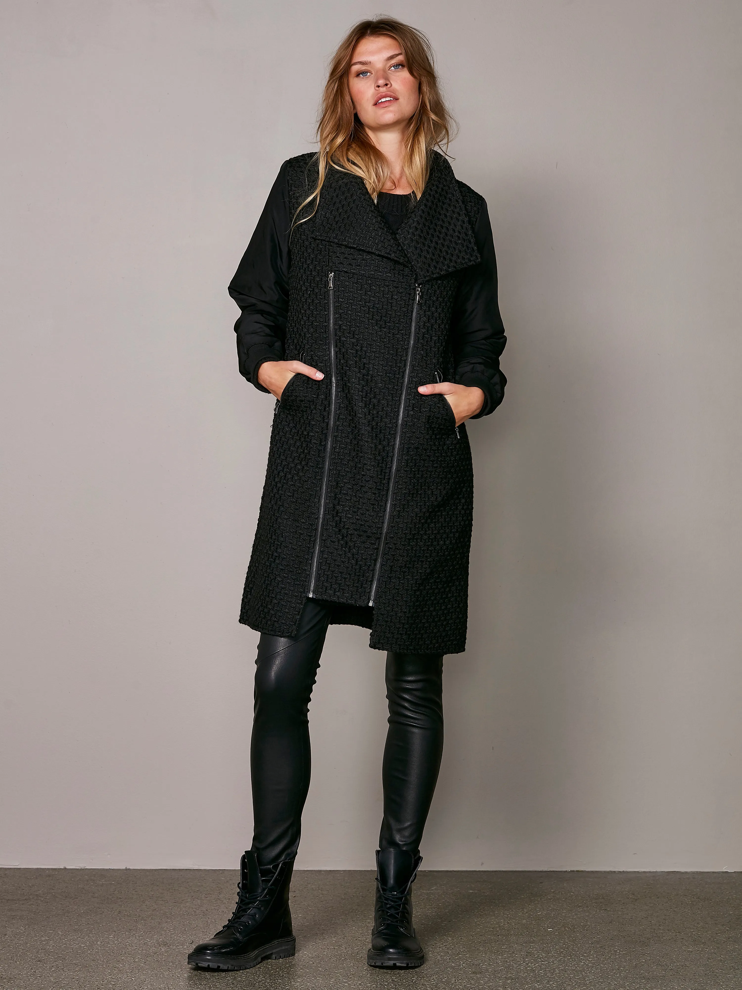Vilne Jacket - Black